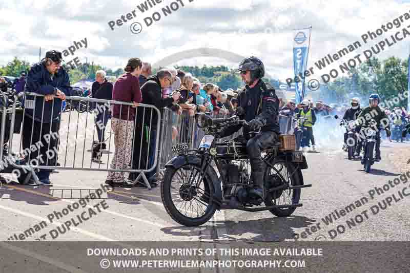 Vintage motorcycle club;eventdigitalimages;no limits trackdays;peter wileman photography;vintage motocycles;vmcc banbury run photographs